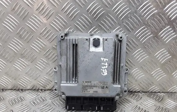 Citroen C-Crosser Engine control unit/module 0281013666