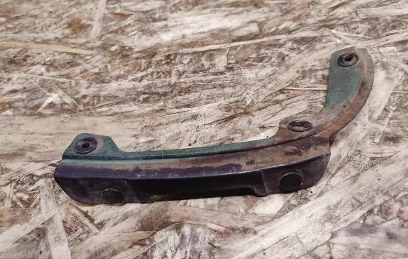 Nissan 240ZX, 280ZX, 300ZX Fender mounting bracket