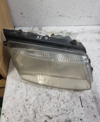 Volkswagen PASSAT B5 Headlight/headlamp