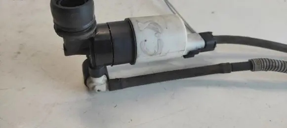 Windscreen/windshield washer pump