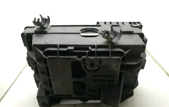 Opel Meriva B Battery box tray 