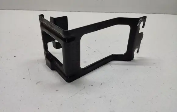 Opel Mokka B Radiator support slam panel bracket 348650E00
