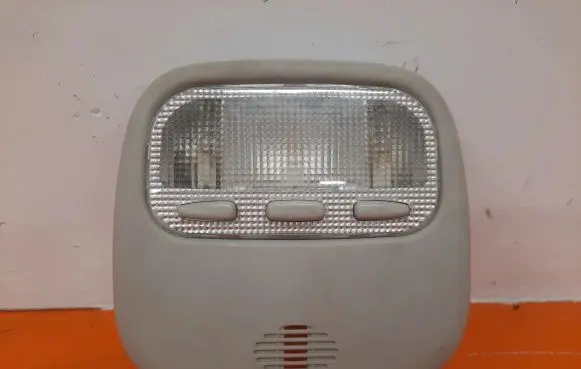 Peugeot 407 Boot/trunk interior light 9648338577