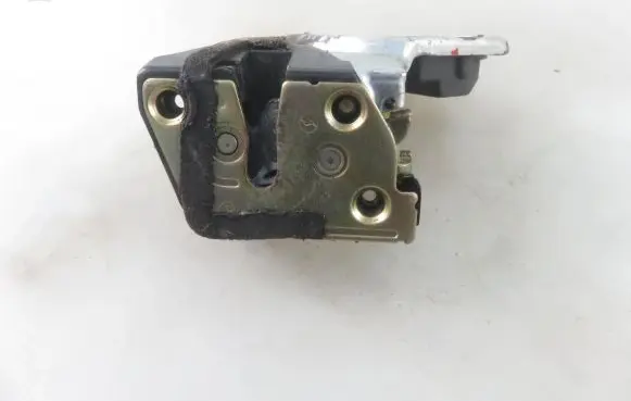 Suzuki Jimny Front door lock SYR7SLF560 1015280680