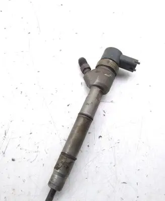 Hyundai i40 Fuel injector 0445110411 338002A800