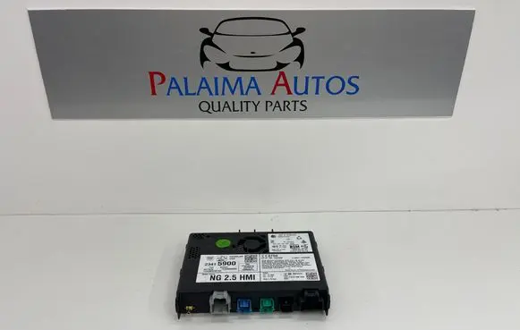 Head unit multimedia control
