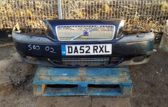 Volvo S80 Front bumper 09151381