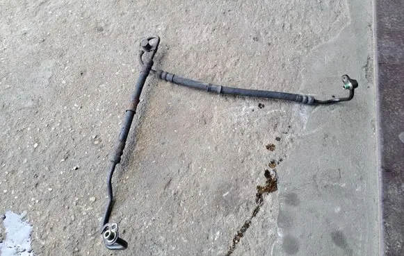 Land Rover Discovery 4 - LR4 Power steering hose/pipe/line