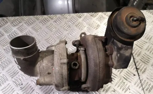 Toyota Avensis T250 Turbo