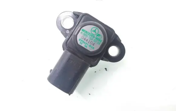 Mercedes-Benz E W211 Air pressure sensor A0051535028 044104 EP9451R3A