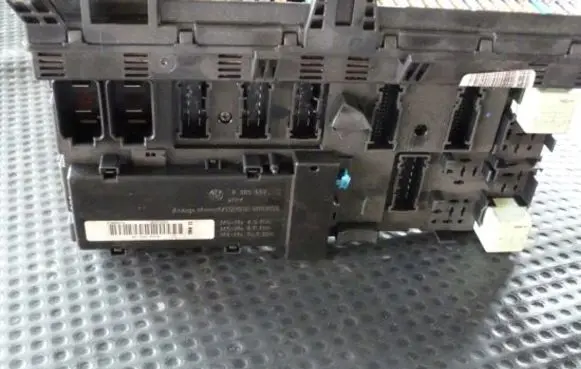 BMW X5 E53 Fuse module 8384527