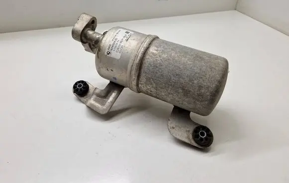 BMW i3 Air conditioning (A/C) air dryer 9290504
