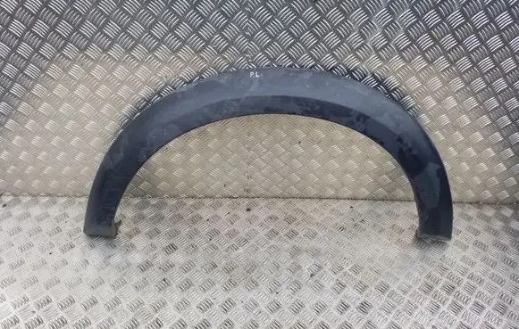 Land Rover Discovery 3 - LR3 Fender trim (molding) DFJ000032