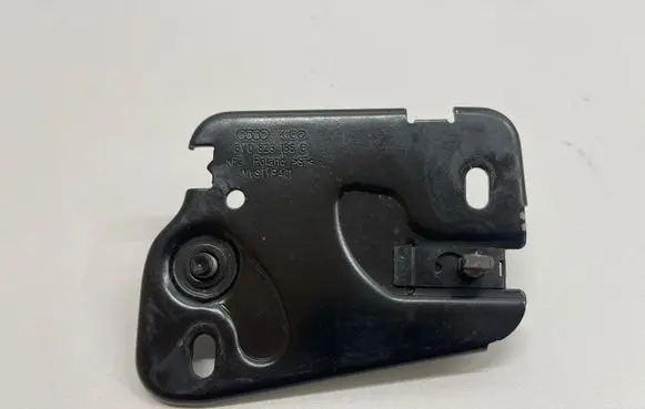 Audi A3 S3 8V Engine bonnet/hood lock/latch loop/hook 8V0823186C