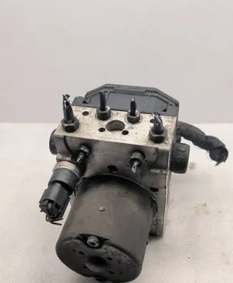 Volkswagen PASSAT B5.5 ABS Pump 4B0614517G 0265225124