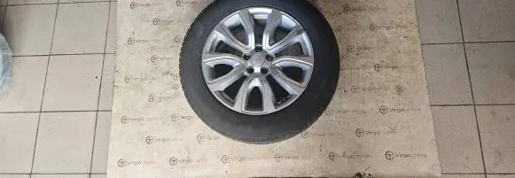 Land Rover Evoque I R18 alloy rim 