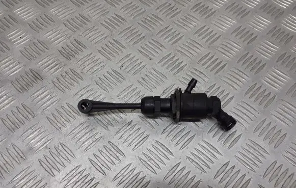 Renault Megane II Clutch slave cylinder 8200151784