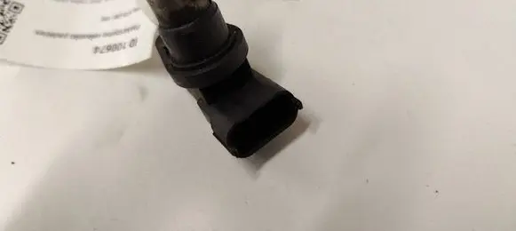 Volvo V70 Camshaft position sensor 8631533