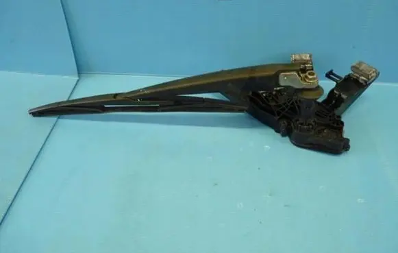 Citroen C4 II Picasso Rear window wiper motor 9677680580