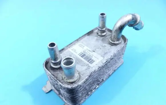 Volvo XC60 Engine oil radiator 30792231 IMPRK1301555