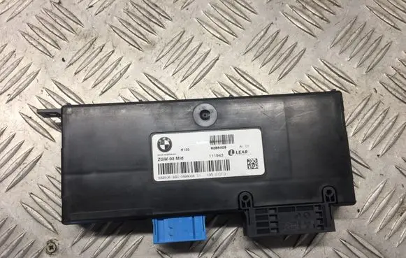 BMW 5 F10 F11 Gateway control module 9266409 61359266409