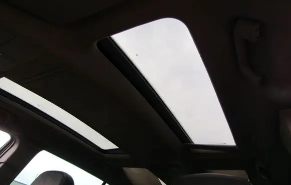 Opel Zafira B Sunroof glass 