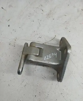 Opel Frontera B Loading door lower hinge 