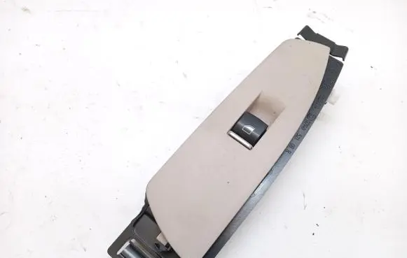 BMW 7 F01 F02 F03 F04 Quarter vent window switch 9163525