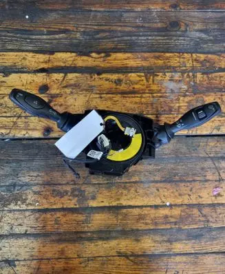 Ford Fiesta Wiper turn signal indicator stalk/switch 8A6T17A553 0122650203 8A6T14A664AB