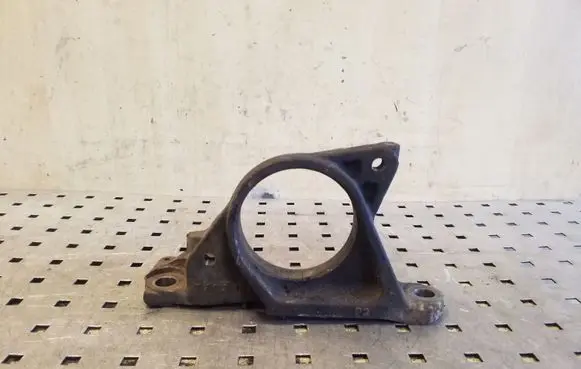 Nissan X-Trail T31 Driveshaft support bearing bracket 780313