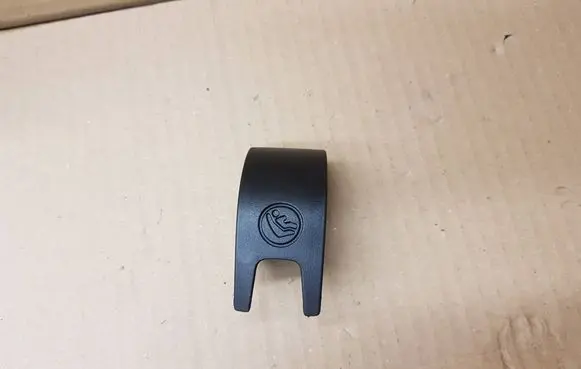 Volkswagen Golf VII ISOFIX cover 5G0887187