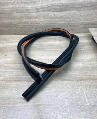Citroen C3 Front door rubber seal 9023NG