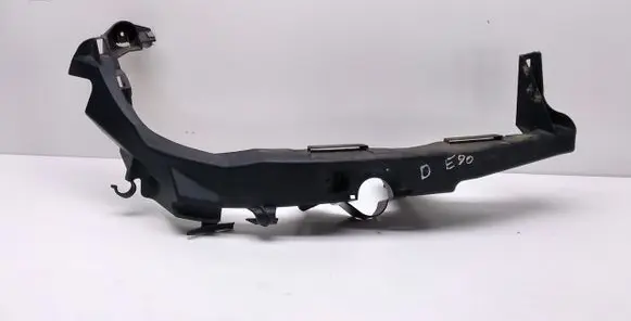 BMW 3 E90 E91 Headlight/headlamp mounting bracket 7116708