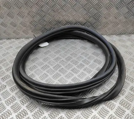 Volkswagen Multivan T6 Rubber seal rear door 7T0843791D