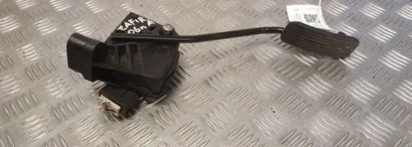 Opel Zafira B Accelerator throttle pedal 6PV00811500