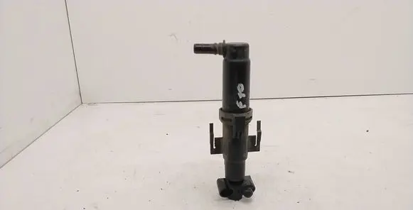 BMW 5 F10 F11 Headlight washer spray nozzle 7149886 31307030489 225224