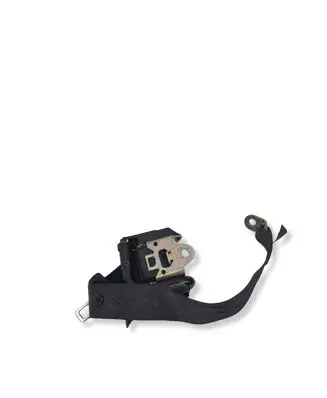 Audi A4 S4 B5 8D Front seatbelt 560419000 8D9857806D 39857806