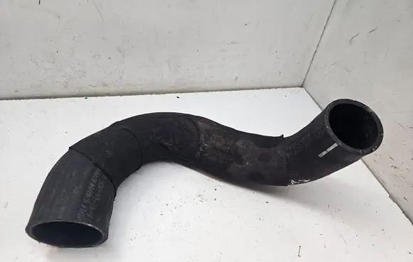 Intercooler hose/pipe