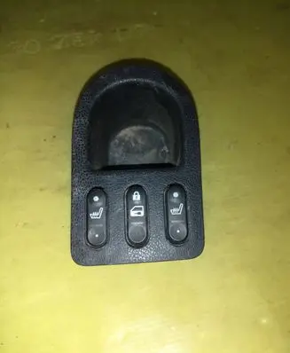 Nissan Qashqai Seat heating switch 
