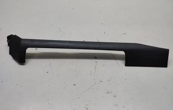 BMW 3 E46 Dashboard glove box trim 8214668