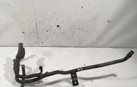 Audi A8 S8 D3 4E Engine coolant pipe/hose 4E0265235M