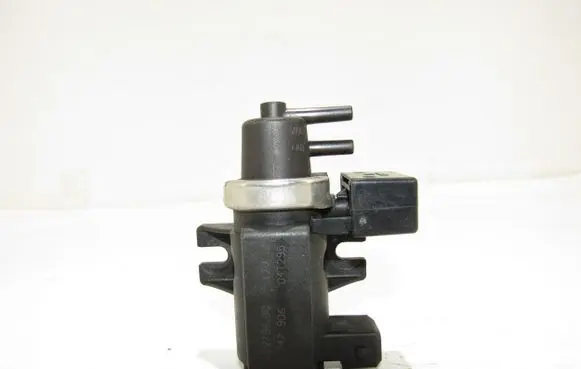 BMW X3 E83 Turbo solenoid valve 72279600