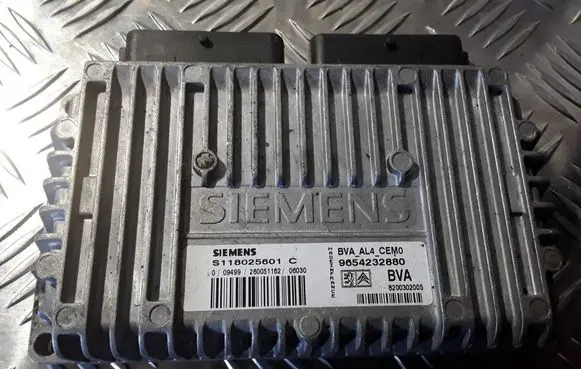 Peugeot 807 Gearbox control unit/module S118025601C 9654232880