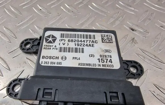 Jeep Grand Cherokee Parking PDC control unit/module P68204477AC V19224AE 0263004695