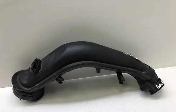 Volkswagen Golf VI Air intake hose/pipe 03C145673H