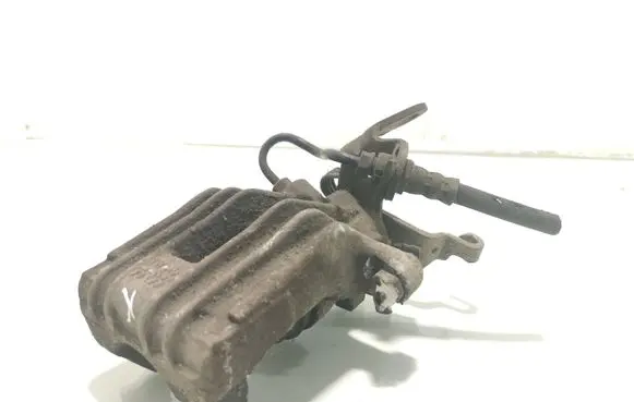 Volkswagen Golf V Rear brake caliper