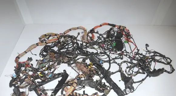 BMW M5 F90 Engine installation wiring loom 8734775 2348809