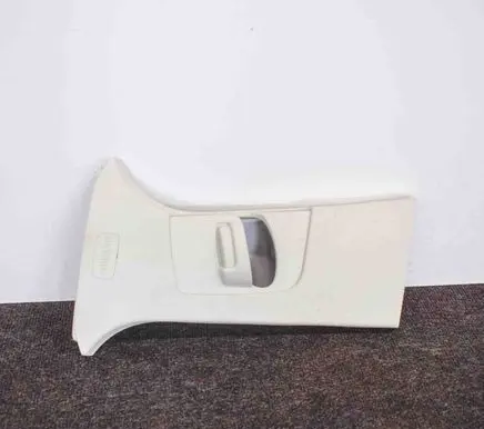 Ford Focus (B) pillar trim (bottom) 
