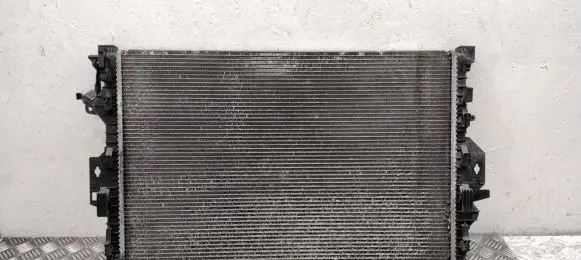 Volvo V70 Coolant radiator 31368364