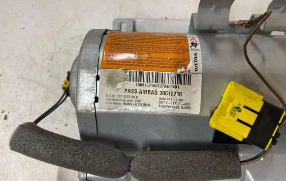 Volvo S40 Passenger airbag 601220700B 30615716